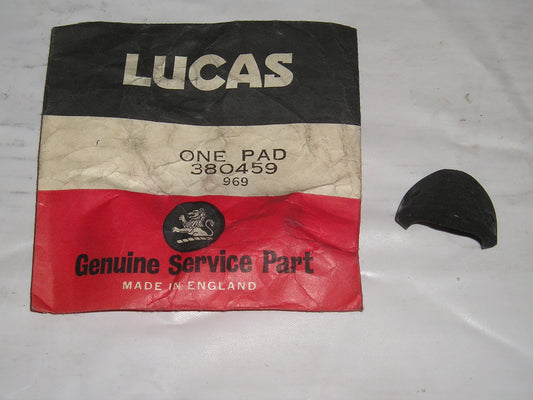 TRIUMPH T90 T100 T120 TR6 Lucas Insulating Switch Pad 380459
