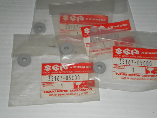 SUZUKI GSXR750 GSXR1100 1988-1990 Head Light Mounting Bushings 35167-05C00