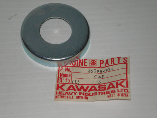KAWASAKI AR KDX J1 MC D1 G3 G31 G4 G5 KD KE KH KM KV Steering Stem Cap 46098-004