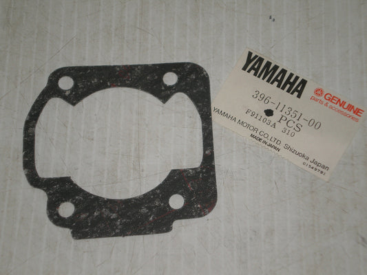 YAMAHA LS2 RD125 Cylinder Base Gasket 396-11351-00 / 396-11351-10