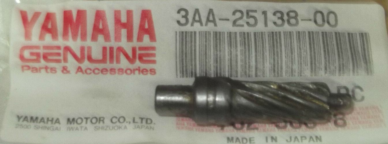 YAMAHA CW50 SCOOTER SPEEDOMETER DRIVE GEAR 3AA-25138-00