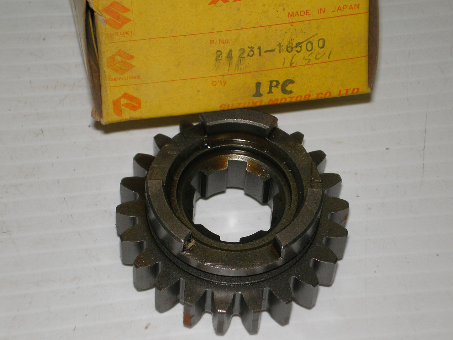 SUZUKI TM400 TS400 1971-1977 Third Drive Gear 24231-16500