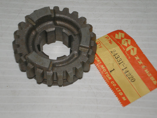 SUZUKI RM465 AHRMA Transmission Third Driven Gear 24331-14220