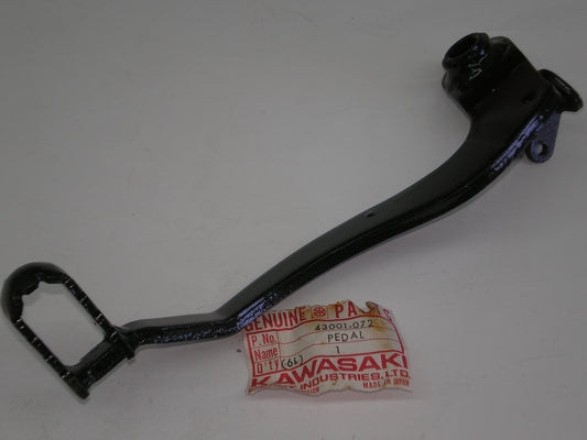 KAWASAKI KE250 1977-1979 Factory Brake Pedal 43001-072
