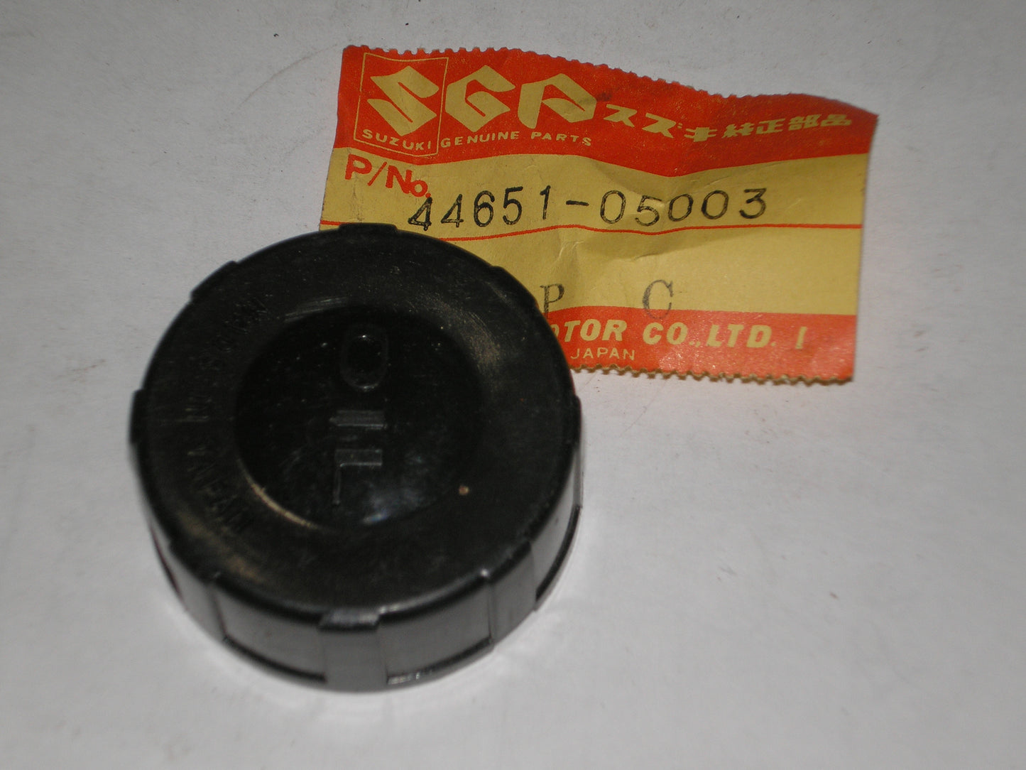 SUZUKI A100 ALT DS FA FS FZ GT LT OR RE5 RV TC TM TS Oil Tank Cap  44651-05000 / 44651-05003