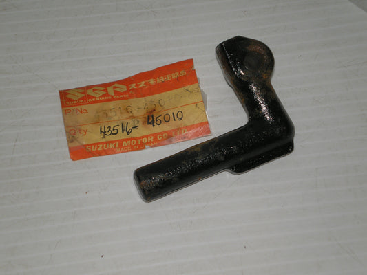 SUZUKI GS550 GS750 GS850 Front Footrest Bar 43516-45010