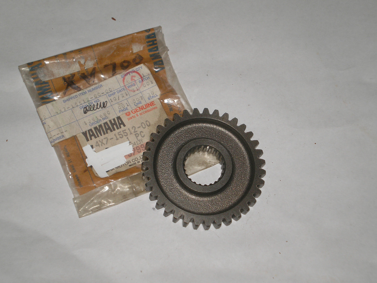 YAMAHA XV700 XV750 XV920 XV100  Idle Gear 1  4X7-15512-00