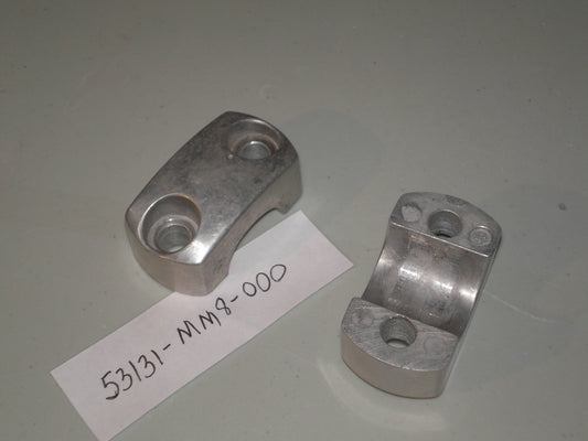 HONDA VT600 VT750 VT1100 VTX1300 Handle Bar Clamps Set/2 53131-MM8-000