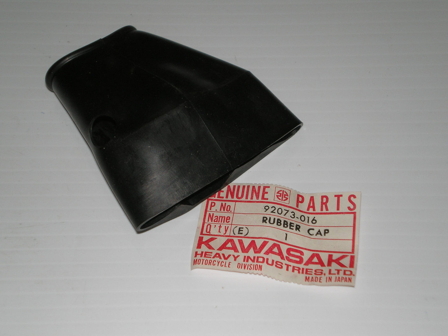 KAWASAKI F7 F8 F9 KD175 KE175 Coil Rubber Cap 92073-016