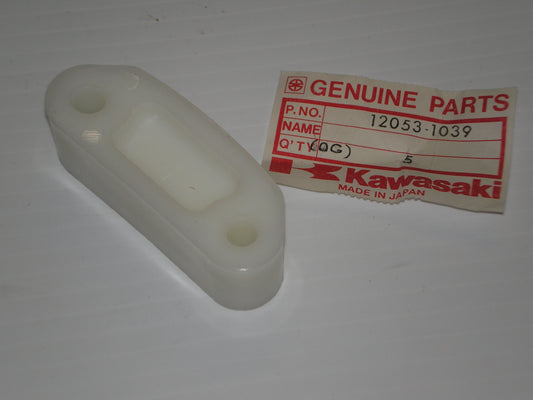 KAWASAKI KDX175 KDX200 KDX250 KX125 KX250 KX420 KX500 Chain Guide 12053-1039