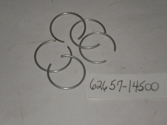 SUZUKI LT230 LT250 RM125 RM250 RM500 Stopper Rings 62637-14500