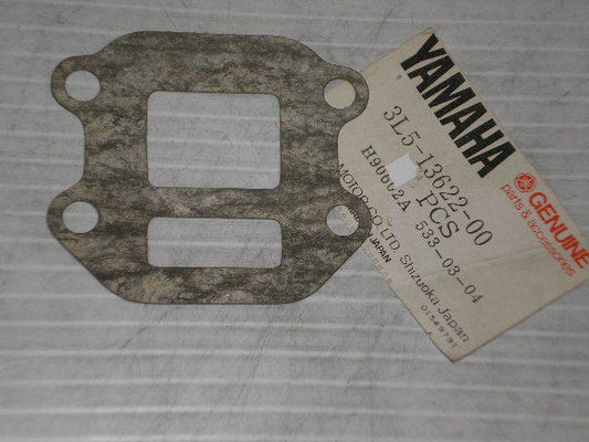 YAMAHA LC50 MJ50 PW50 QT50 YF60 YT60 Reed Valve Seat Gasket 3L5-13622-10