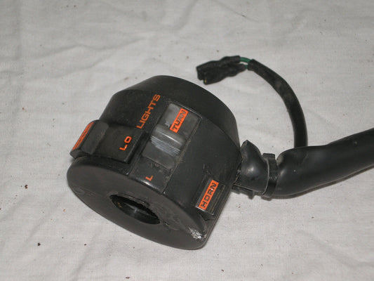 HONDA 1983 V45 VF700 VF750 INTERCEPTOR Left Hand Handlebar Switch 35200-MB2-671