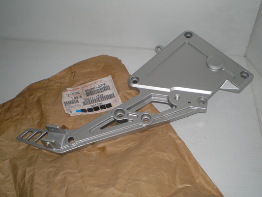 KAWASAKI EX250 1986-1987 R/H Muffler & Foot Rest Stay 35011-1323