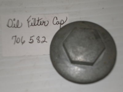 TRIUMPH Trident Engine Oil Filter Plug / Cap 706582