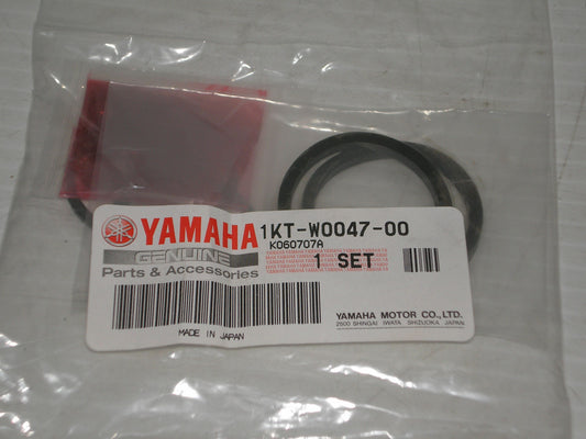 YAMAHA XV1600 XVZ1300 TZR250 Rear Brake Caliper Seal Kit 1KT-W0047-00