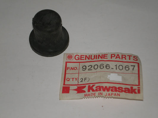 KAWASAKI KLF110 KLT200  Kick Starter Lever Plug 92066-1067