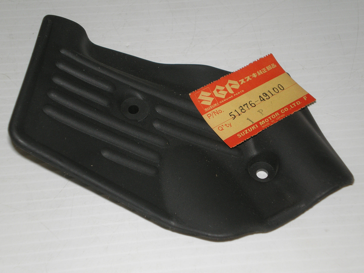 SUZUKI GS750 GS1000 GS1100  R/H Frame Head Cover 51876-49100