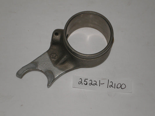 SUZUKI A100 AC100 AS100 RV90 TC90 TC100 TM75 TS75 Gear Shifting Fork 25221-12100