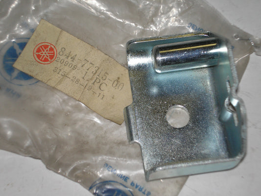 YAMAHA GP GS PR SL SM TL TW Engine Retaining Bracket #1 844-77315-00