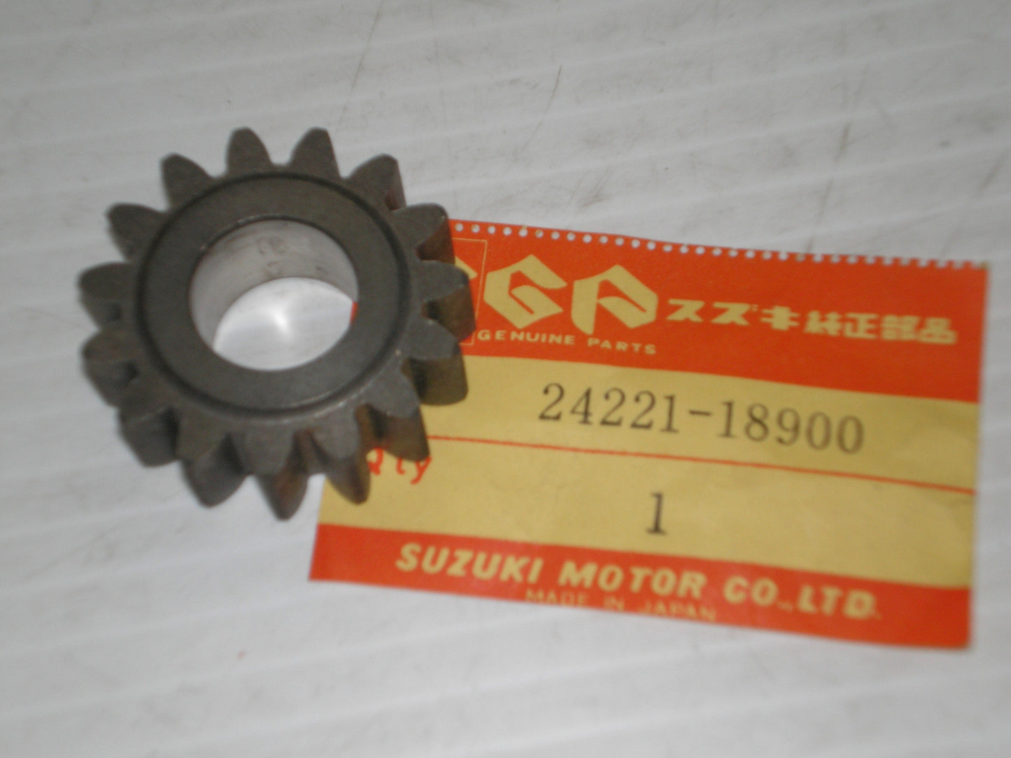 SUZUKI ALT125 LT125 ALT50 1983-1984 Second Drive Gear 24221-18900