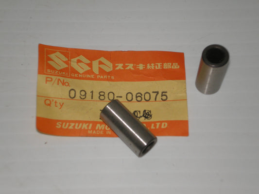 SUZUKI DR370 PE175 PE250 RM80 RM100 RM125 RM250 RM400 Chain Spacers 09180-06075
