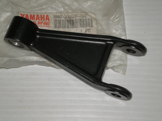 YAMAHA EX750 VMX540 V-MAX540 Snowmobile Front Suspension Arm 2 8M6-2382F-00