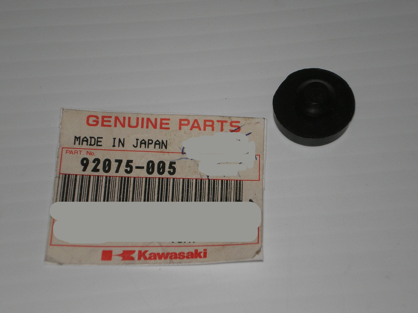 KAWASAKI A1 A7 F2 KD KL KLX VN ZG ZN  Center Stand Rubber Damper  92075-005