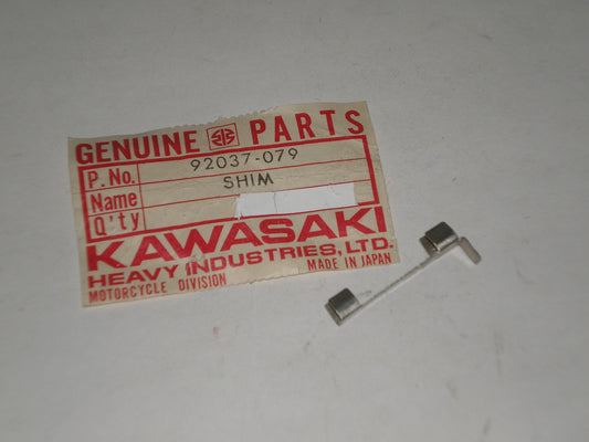 KAWASAKI Cutch Clamp S2 350cc 1972 Shim 92037-079