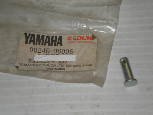 YAMAHA AT CT DS DT HT IT LT MX R5 RD RT SC TT TX TY XJ XS XV XVZ YZ Clevis Pin 90240-06006