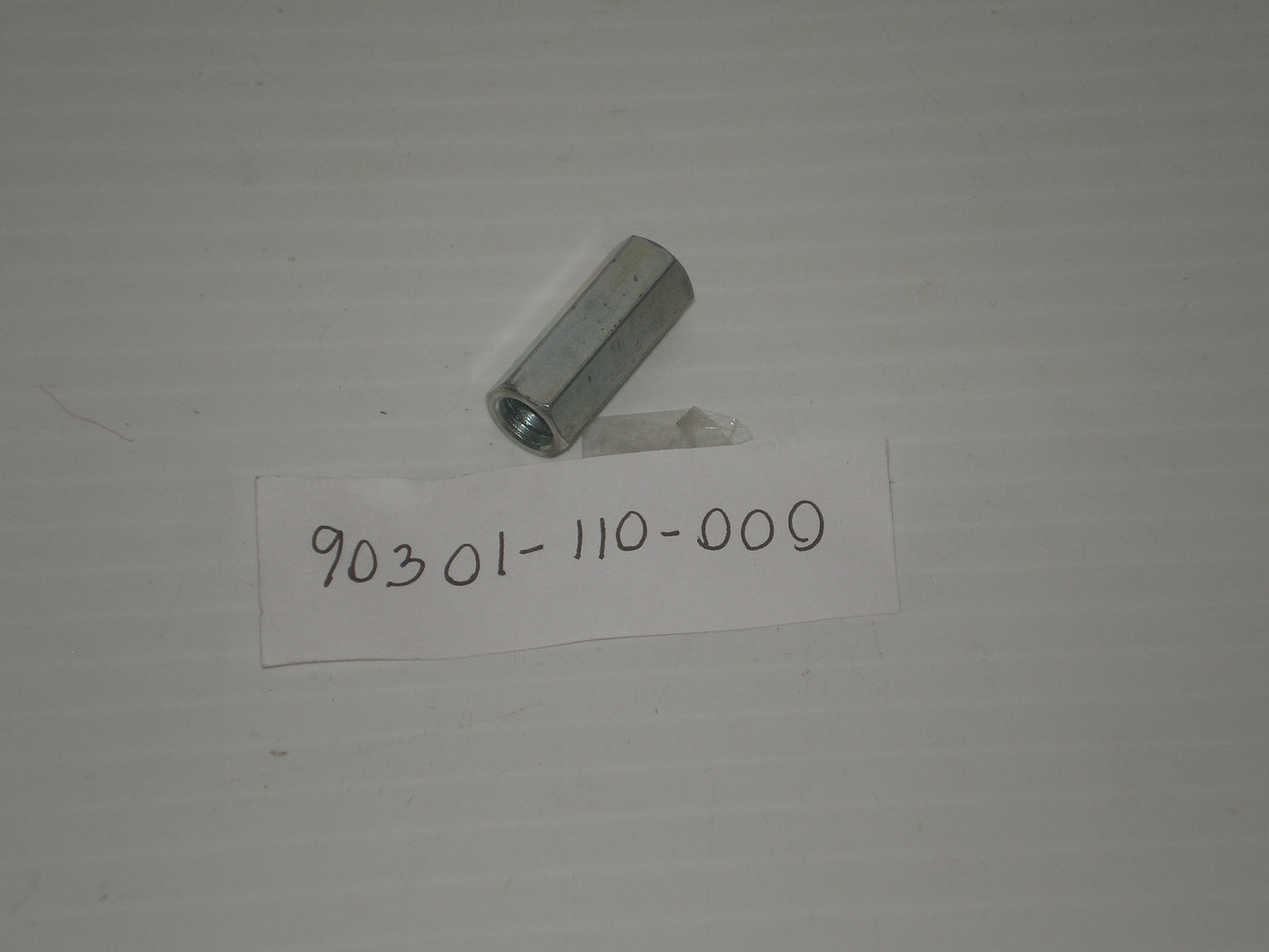 HONDA SL100 SL125 XL100 Seat Mounting Nut 90301-110-000