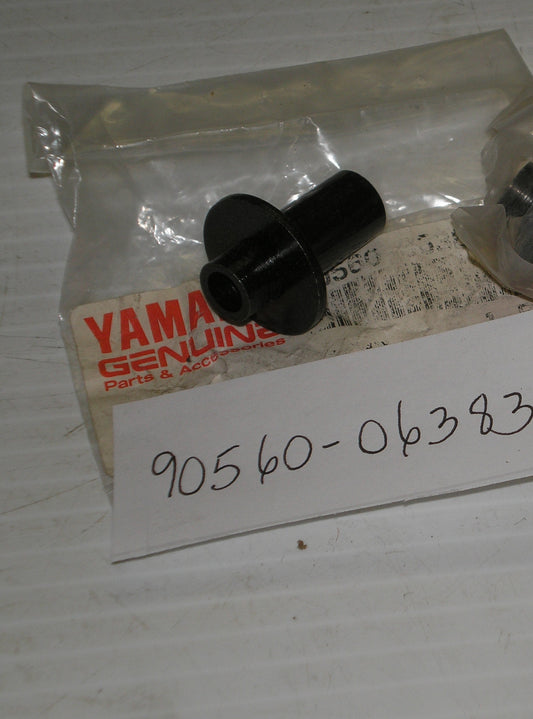 YAMAHA WR250 Radiator Mounting Spacers 90560-06383