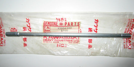 KAWASAKI KZ400 1974-1978 Engine Cylinder Stud 92004-052