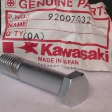 KAWASAKI KH400 KH500 KZ200 KZ650 KZ750 KZ900 KZ1000 S2 S3  Brake Caliper Bolt 10x43mm  92007-032