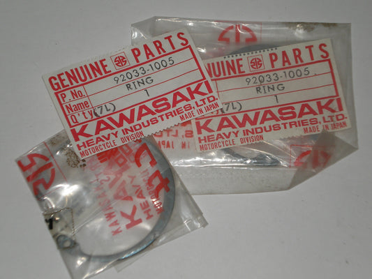 KAWASAKI KDX175 KLX250 KX125 KX250 1974-82 Fork Snap Ring 92033-1005