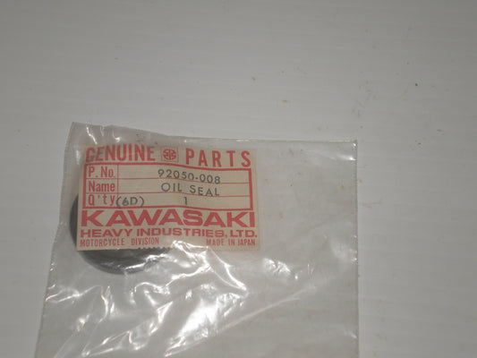 KAWASAKI B8 F1 F2 F3 F11 F4 F8 F81 F5 F9 KZ250 Wheel Hub & Drum Oil Seal 92050-008