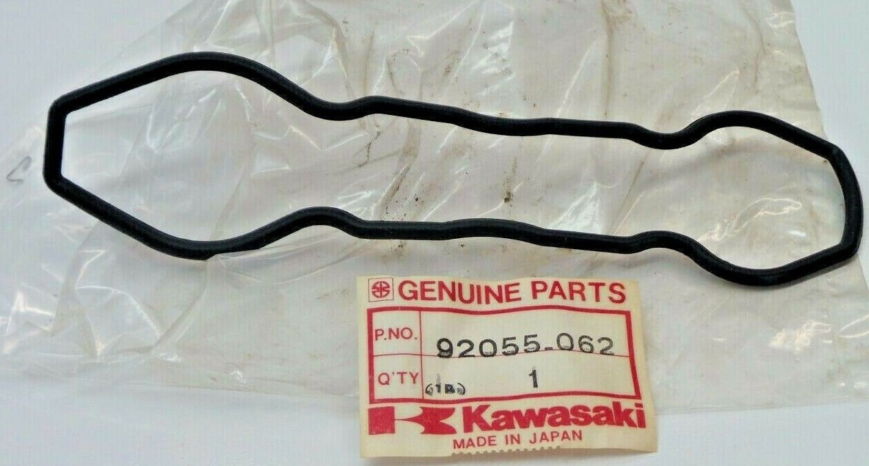KAWASAKI KZ900 KZ1000 Z1  Cylinder Cam Chain Tunnel Rubber Gasket  92055-062