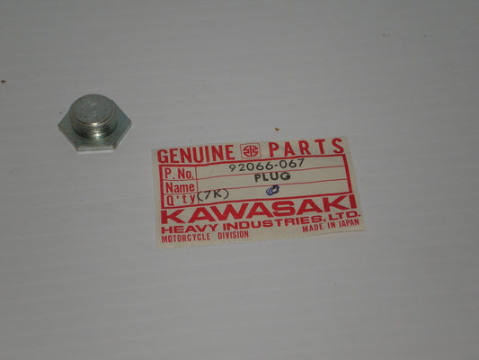 KAWASAKI  KZ400 Crankcase Engine Oil Gallery Plug 92066-067