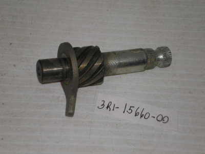 YAMAHA YZ80 Motocross Kick Axle Assembly 3R1-15660-00