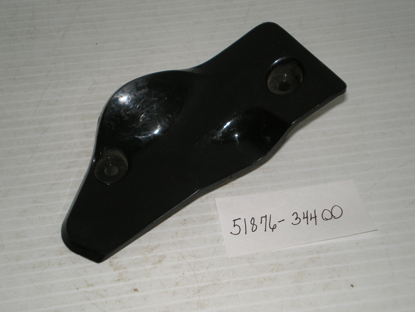 SUZUKI GS550 GS650  Frame Head R/H Cover  51876-34400