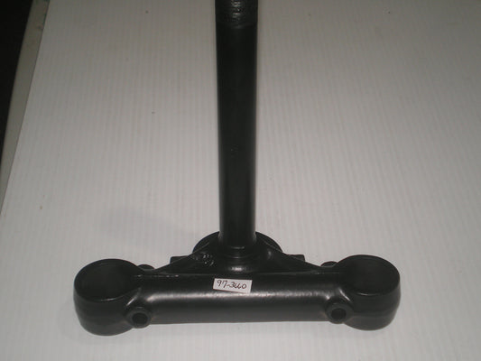 TRIUMPH 1968 T120 Front Fork Bottom Yolk / Triple Tree with Stem 97-3660