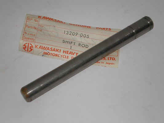 KAWASAKI F5 F8 F9 F81 Factory Transmission Shift Rod 13209-010 / 13209-005