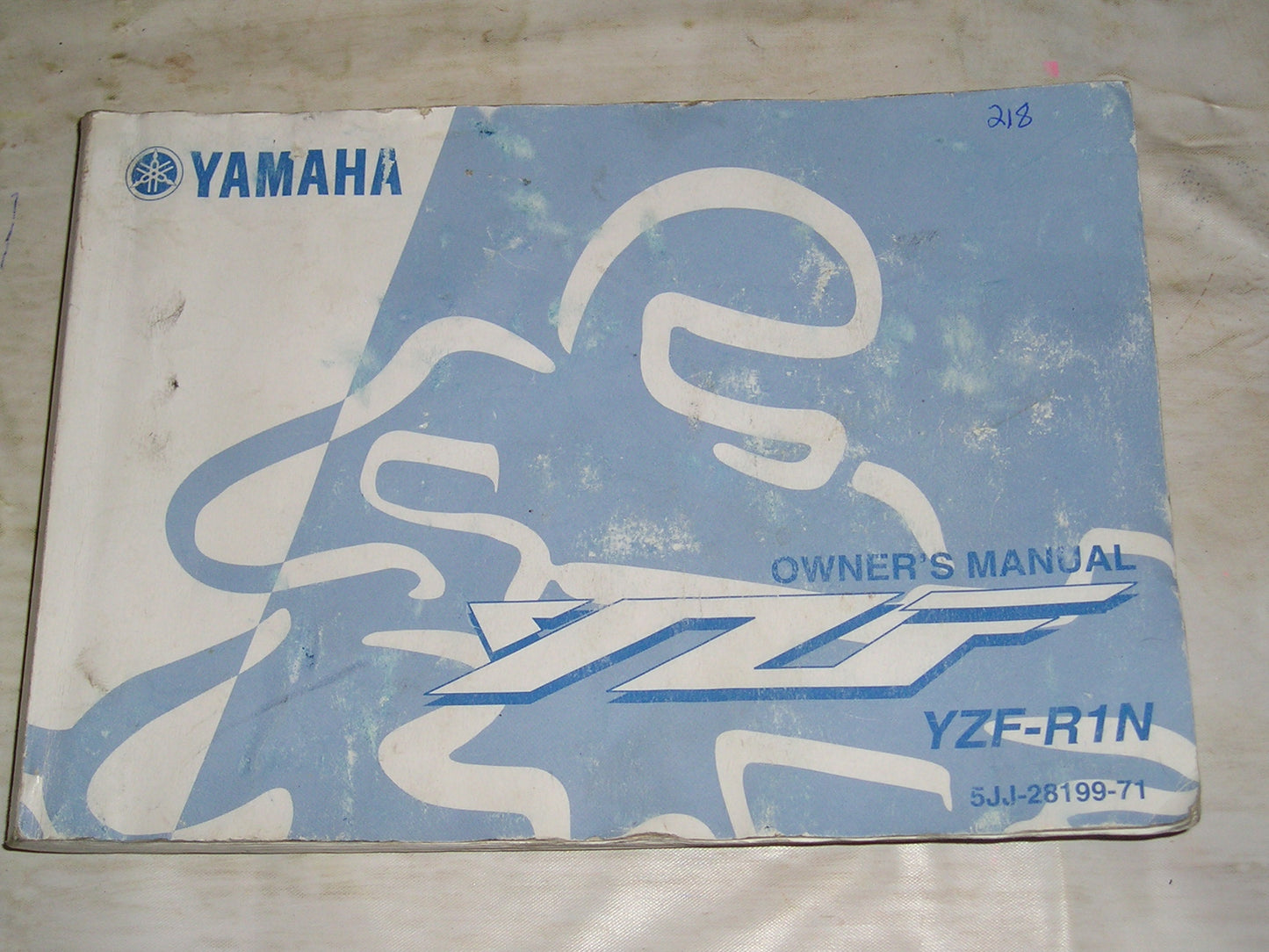 YAMAHA YZF-R1N  YZFR1N  2001  Owner's Manual  #A218
