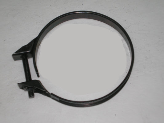 HONDA ATC110 ATC125 CA175 CB550 CB650 CB750 CHF50 CRF50 CT90 CT110 NPS50 NX125 TR200 XR200 Clamp 17255-230-000