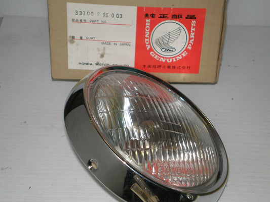 HONDA CB175 CB250 CB350 Headligh.t & Rim Assembly 33100-296-003