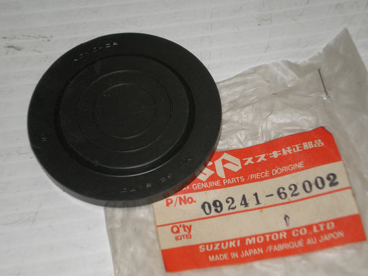 SUZUKI GV1400  LT-F230 Secondary Drive Gear Plug 09241-62002