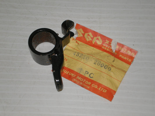 SUZUKI GT750 TC90 TC125 TC185 TM75 TS50 TS75 TS90 TS125 TS185 TS250 TS400 Seat Clamp 45211-26000 / 45211-26001