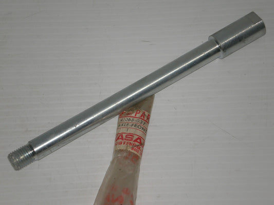 KAWASAKI F9 F11 1973-1975 Front Wheel Axle 41068-037