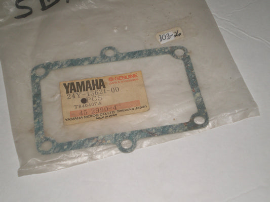 YAMAHA YZ250 Reed Valve Seat Gasket 24Y-13621-00 / 24Y-13621-01