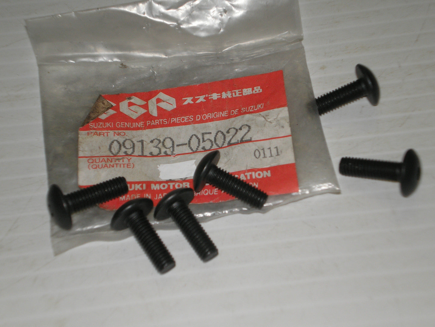 SUZUKI GS500 GS550 GS1100 GSF400 GSF600 GSF1200 GSX RF600 VX800 Screws 09139-05022 / 09139-05042